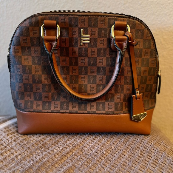 London Fog Dome Satchel Brown with Logo prints, medium sized includes makeup bag - Picture 2 of 9
